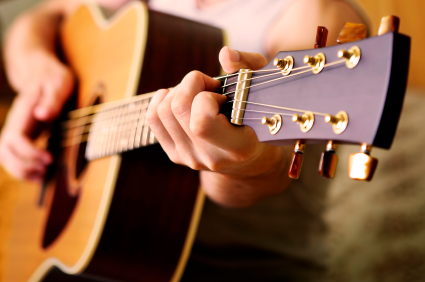 Địa điểm học đàn Guitar chất lượng ở Bình Thạnh học phí thấp